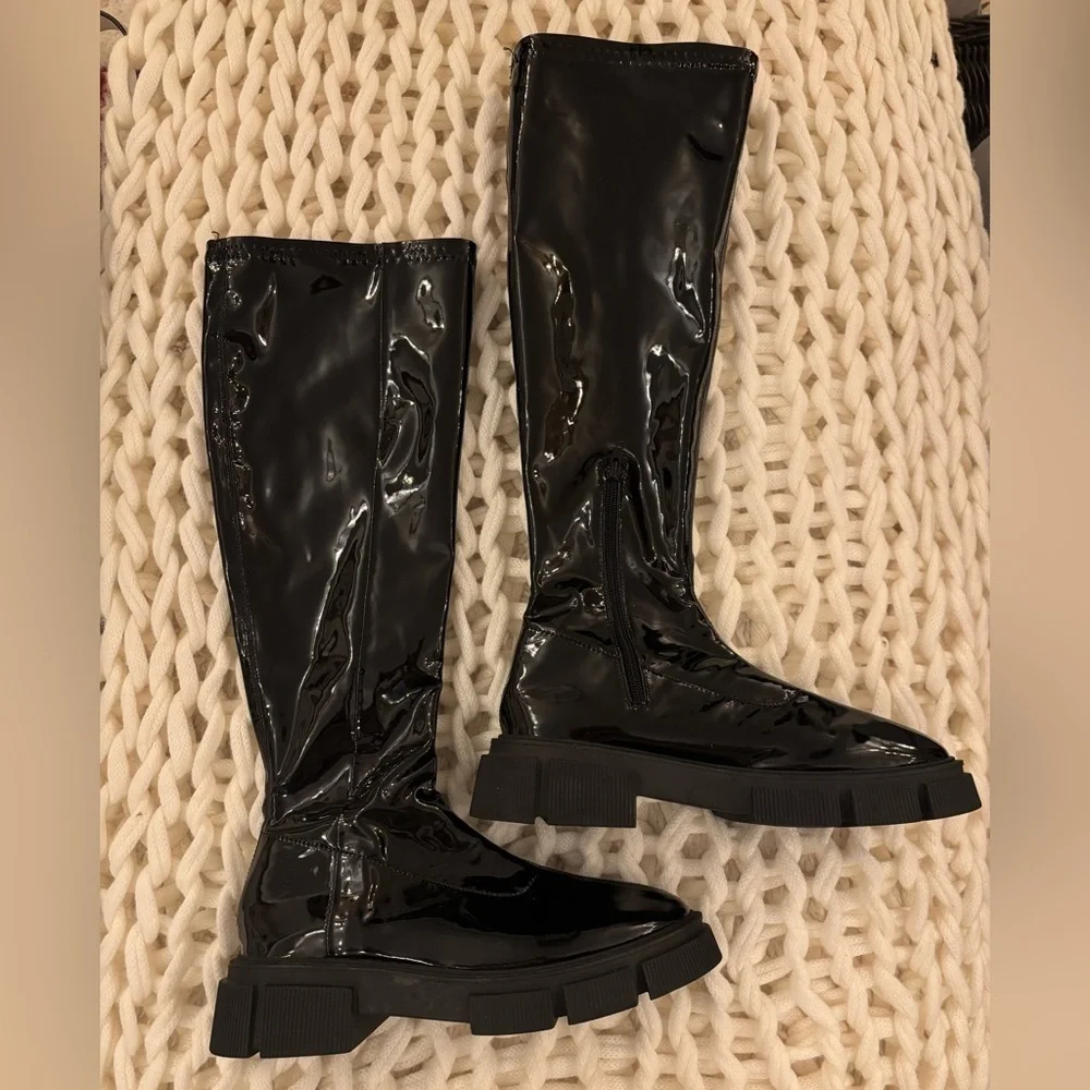 Zara black knee